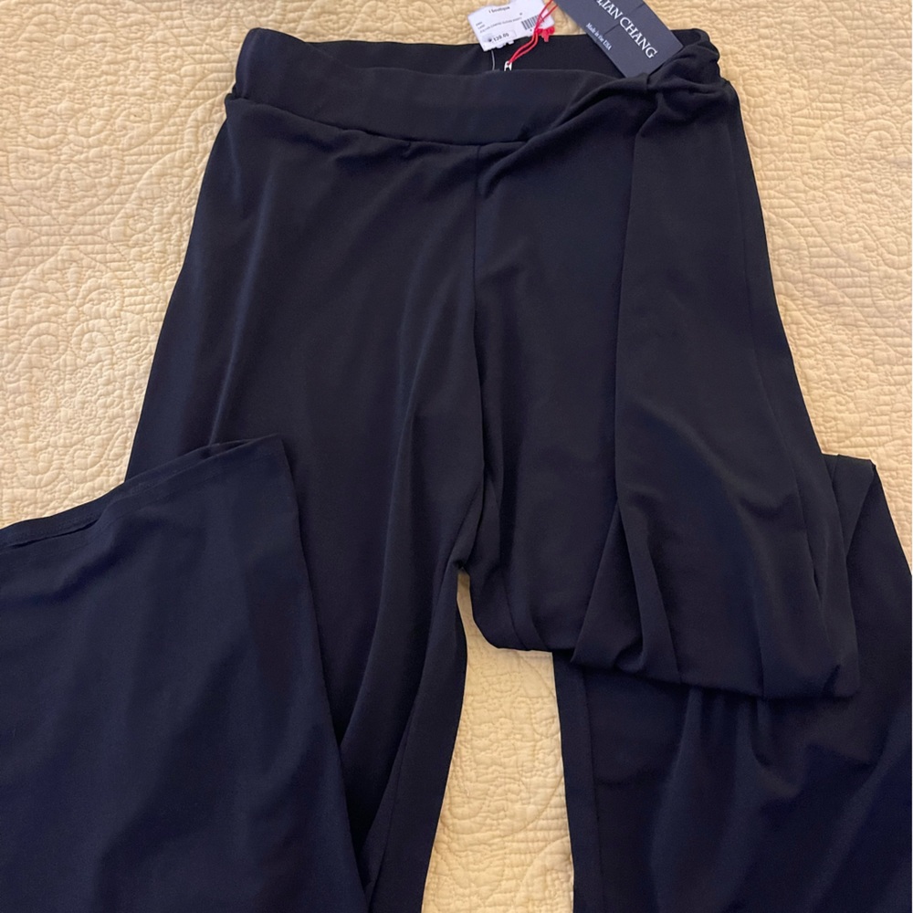 Julian Chang NWT stretch wide leg black flowing pants